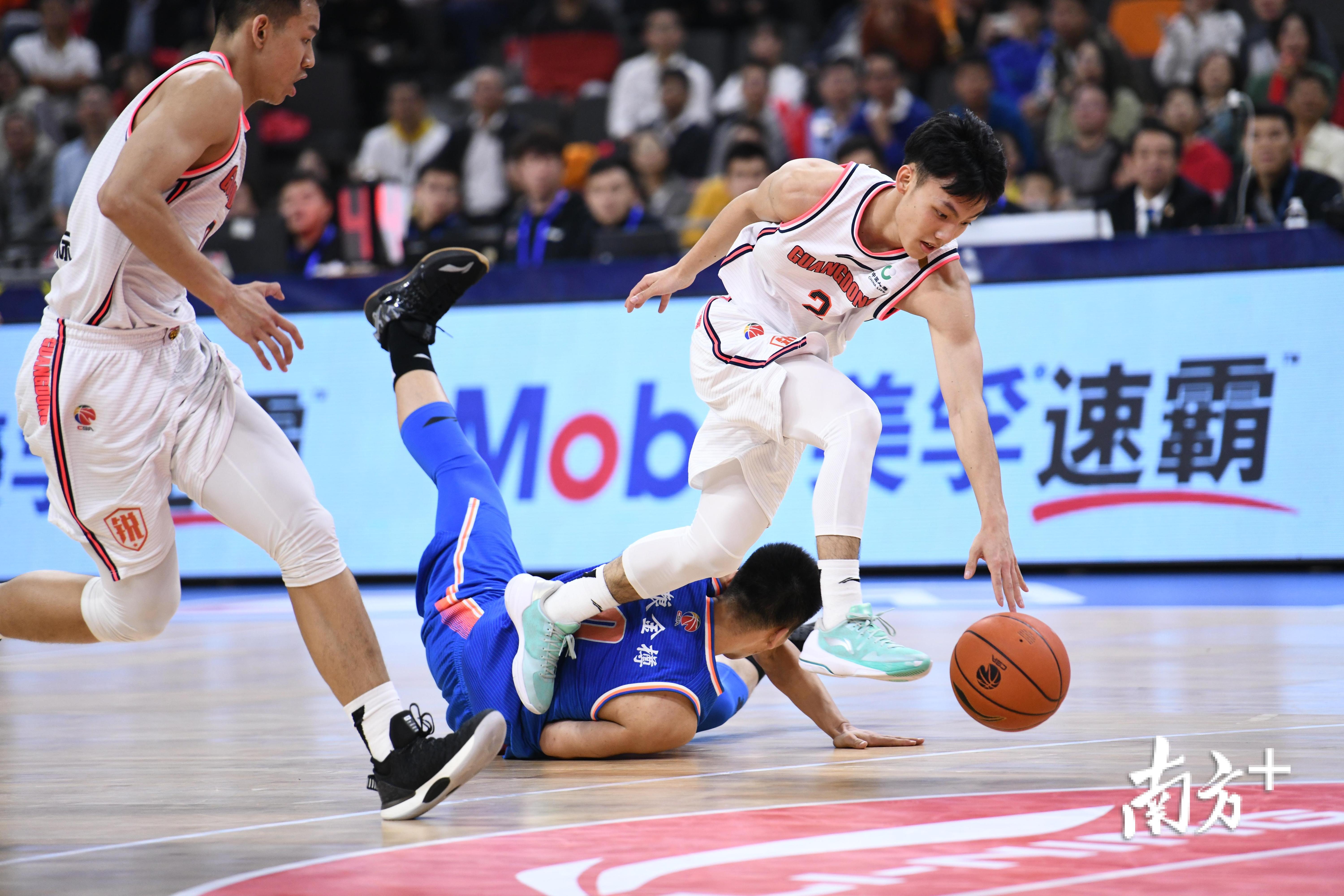 开云体育官网-关于金州勇士内部会议纪要流出：冲刺阶段调整名单，CBA常规赛使命明确，赛季目标并未改变的信息-开云体育官网